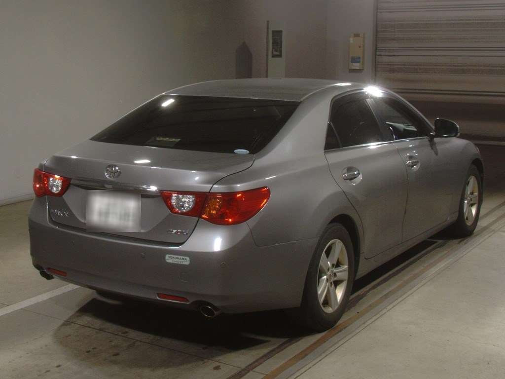 2012 Toyota Mark X GRX130[1]