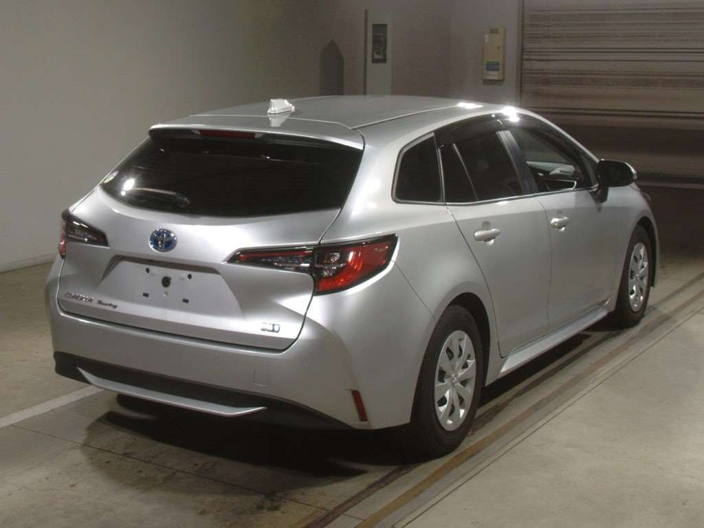 2021 Toyota Corolla Touring Wagon ZWE211W[1]