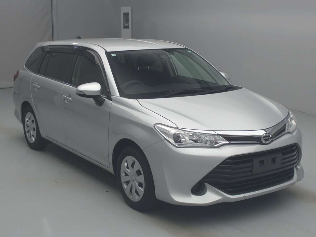 2016 Toyota Corolla Fielder NRE161G[2]