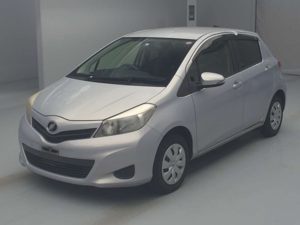 2013 Toyota Vitz KSP130[0]