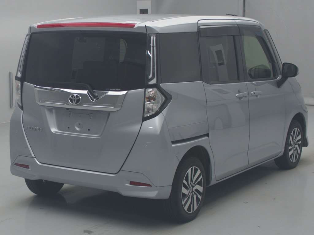 2021 Toyota Roomy M900A[1]