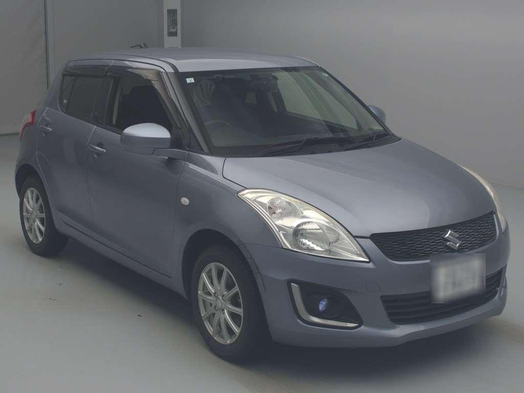 2015 Suzuki Swift ZD72S[2]