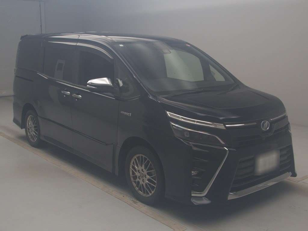 2018 Toyota Voxy ZWR80W[2]