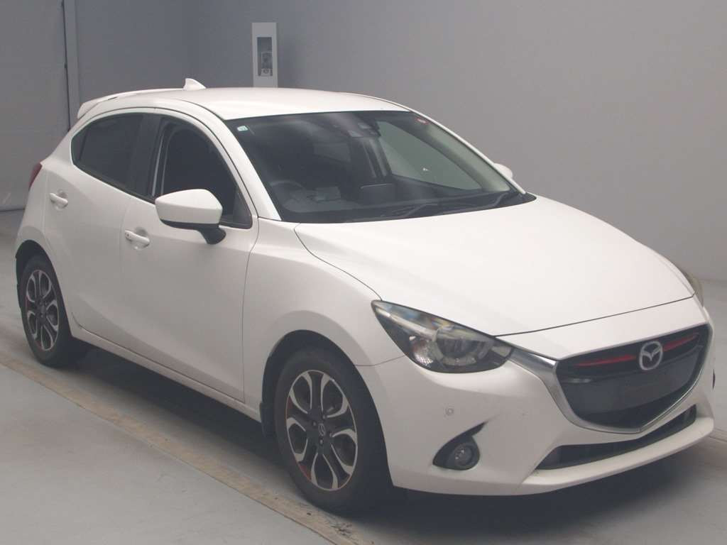 2014 Mazda Demio DJ5FS[2]