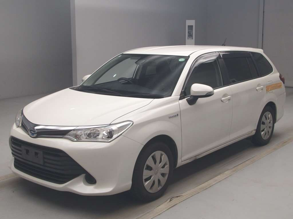 2017 Toyota Corolla Fielder NKE165G[0]