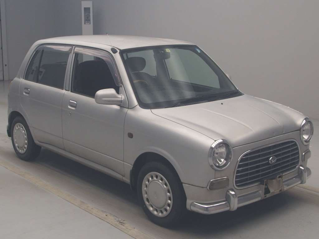 1999 Daihatsu Miragino L700S[2]