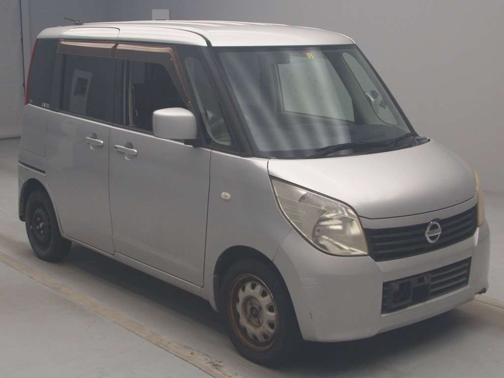 2010 Nissan Roox ML21S[2]