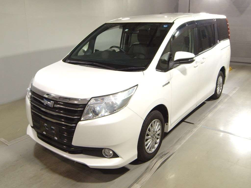 2015 Toyota Noah ZWR80G[0]