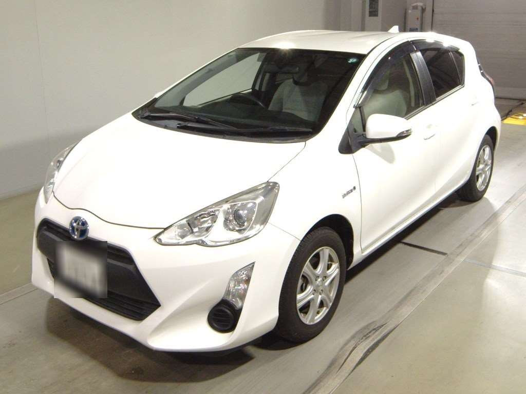 2015 Toyota Aqua NHP10[0]