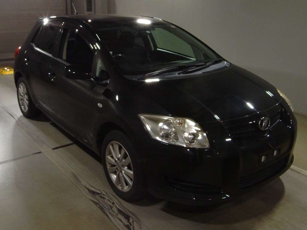 2009 Toyota Auris NZE154H[2]