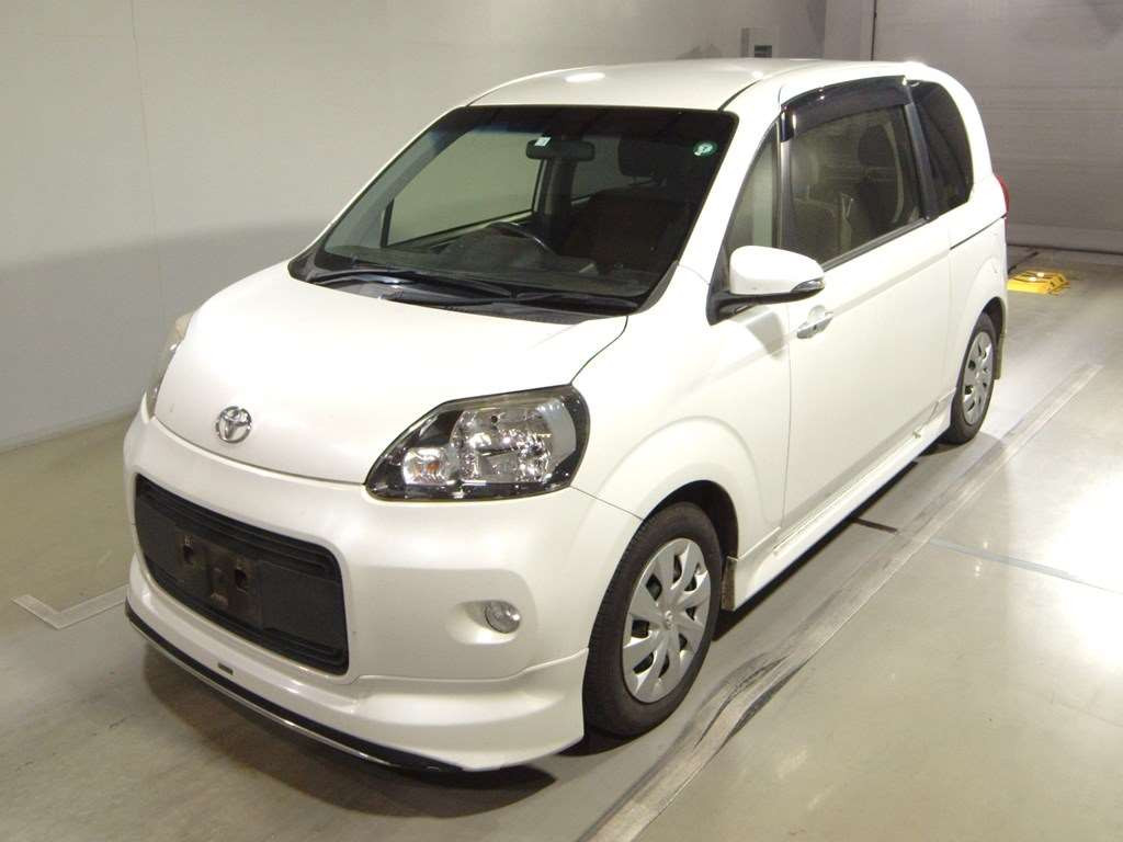 2014 Toyota Porte NCP141[0]