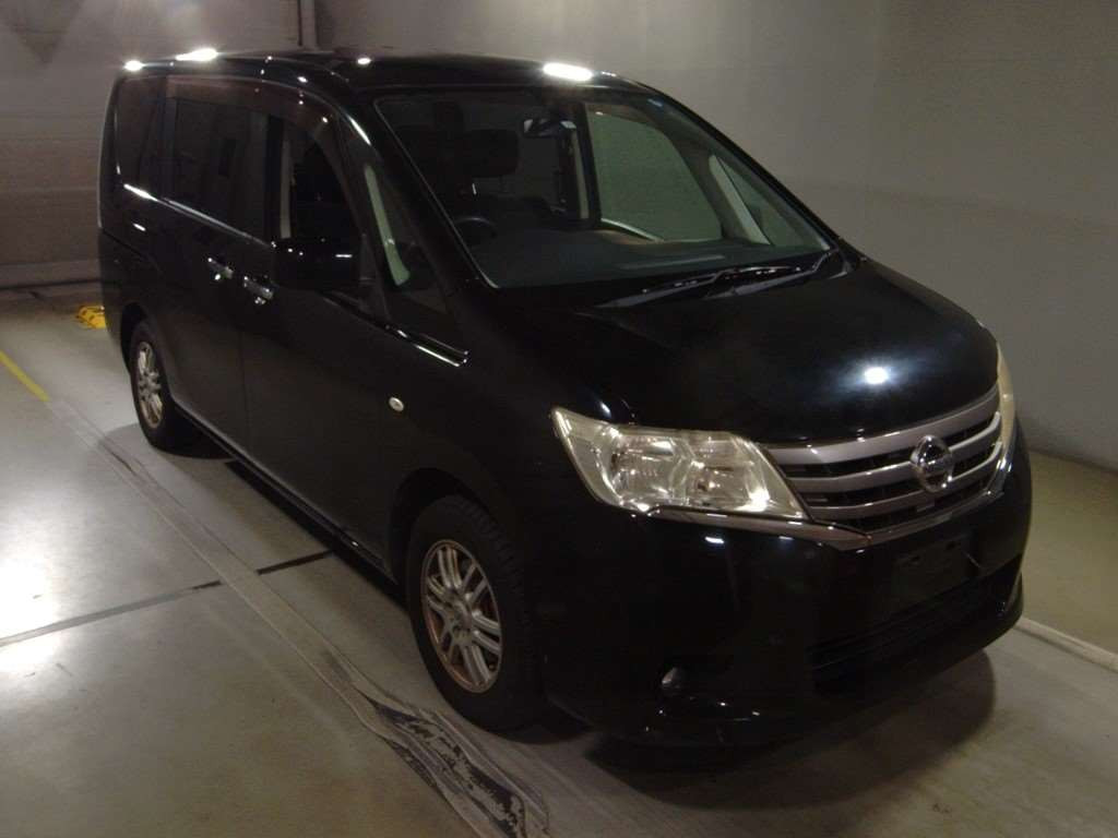 2011 Nissan Serena C26[2]