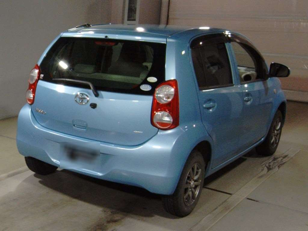 2010 Toyota Passo KGC35[1]