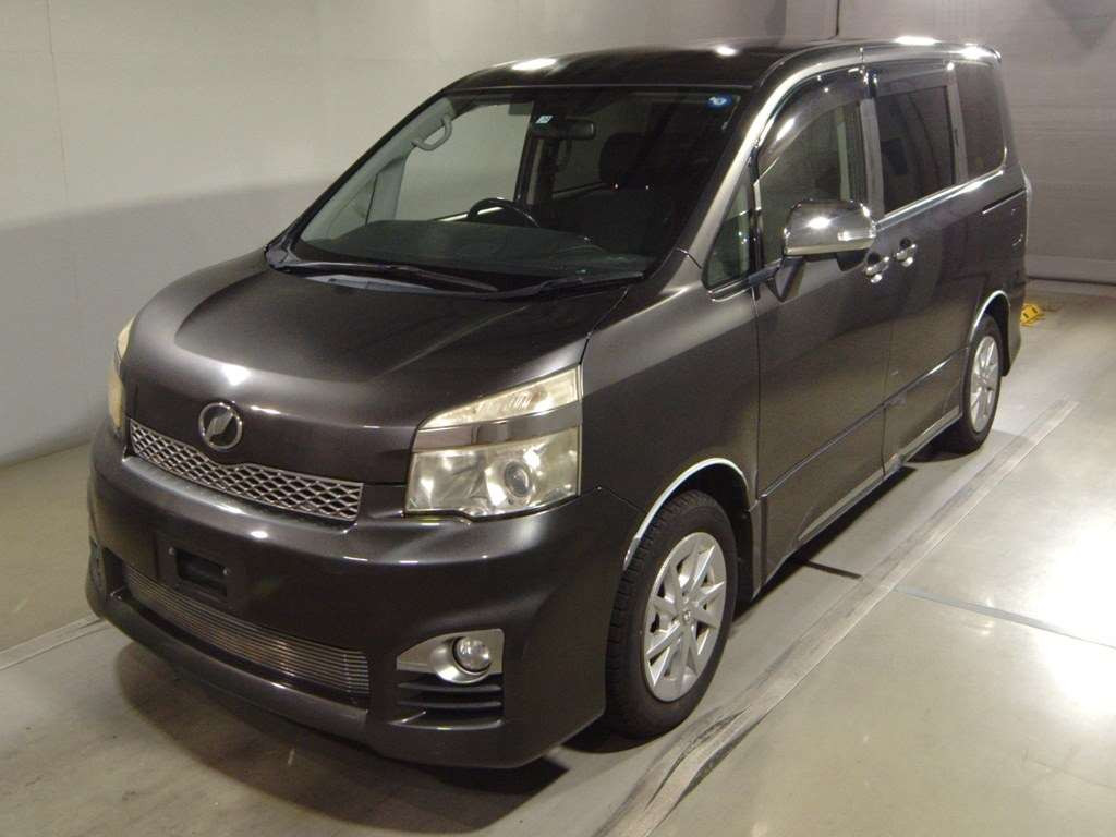 2011 Toyota Voxy ZRR70W[0]