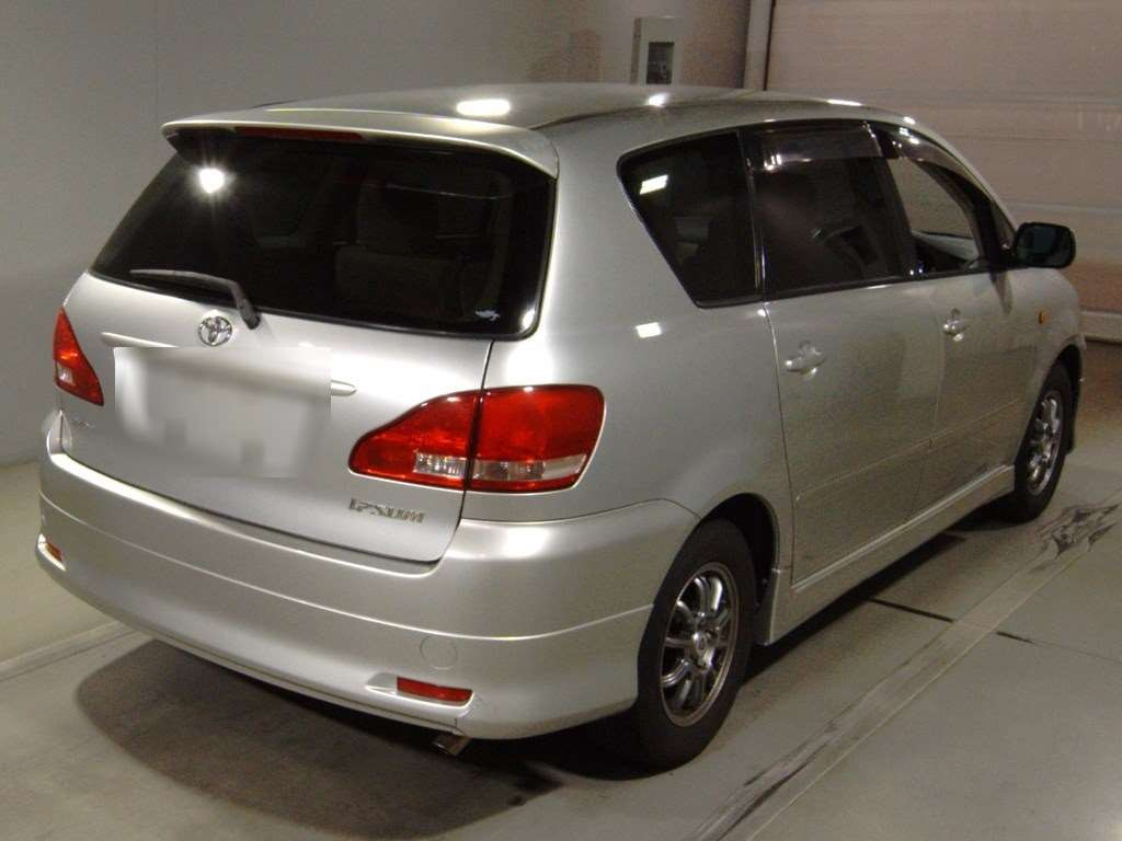 2003 Toyota Ipsum ACM21W[1]