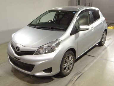 2013 Toyota Vitz