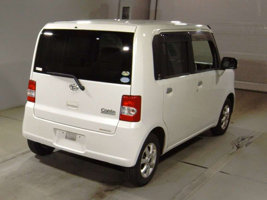 2009 Daihatsu Move Conte L585S[1]