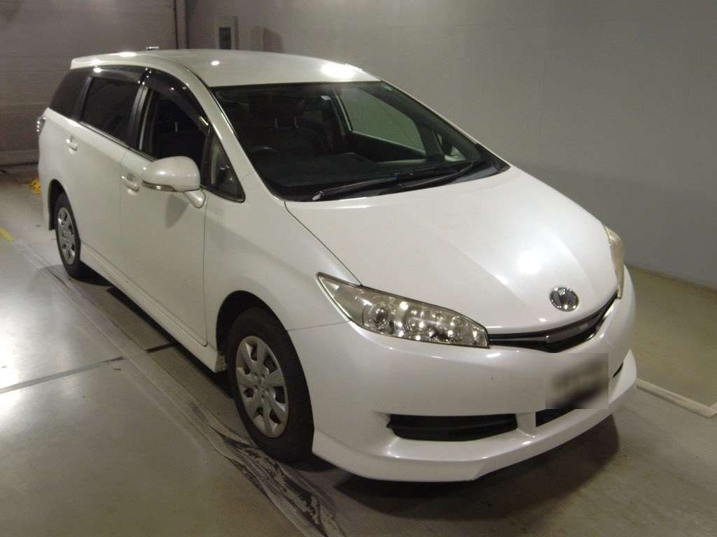 2014 Toyota Wish ZGE25G[2]