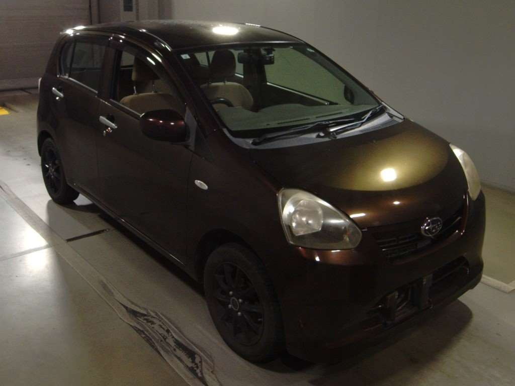 2013 Subaru Pleo Plus LA300F[2]