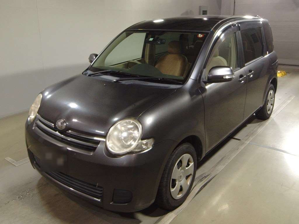 2011 Toyota Sienta NCP81G[0]