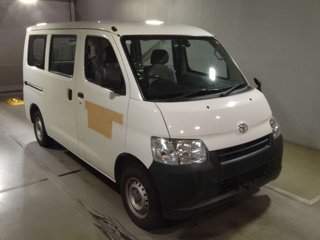 2019 Toyota Townace Van S412M[2]