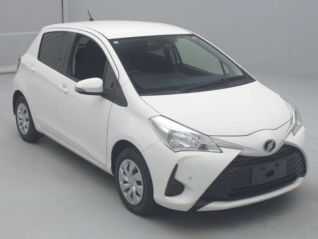 2018 Toyota Vitz KSP130[2]