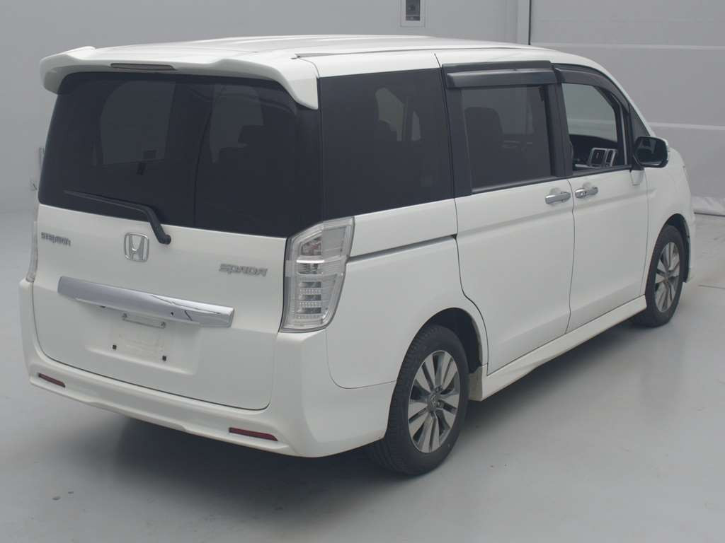 2014 Honda Step WGN Spada RK6[1]