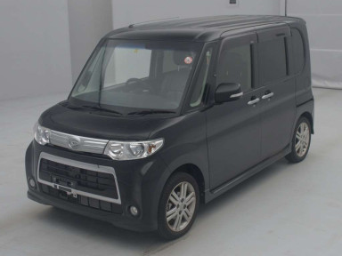 2011 Daihatsu Tanto