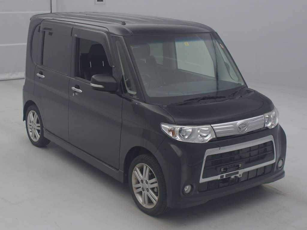 2011 Daihatsu Tanto L375S[2]