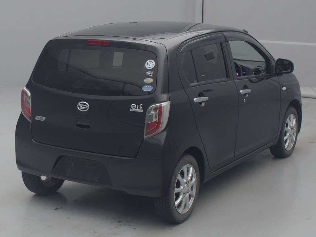 2011 Daihatsu Mira es LA300S[1]