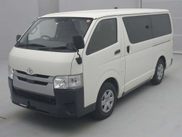 2018 Toyota Regiusace Van