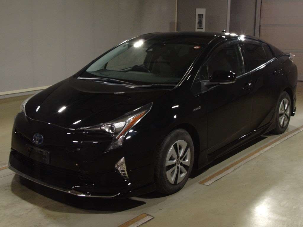 2018 Toyota Prius ZVW51[0]