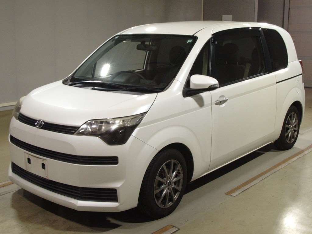 2014 Toyota Spade NCP141[0]