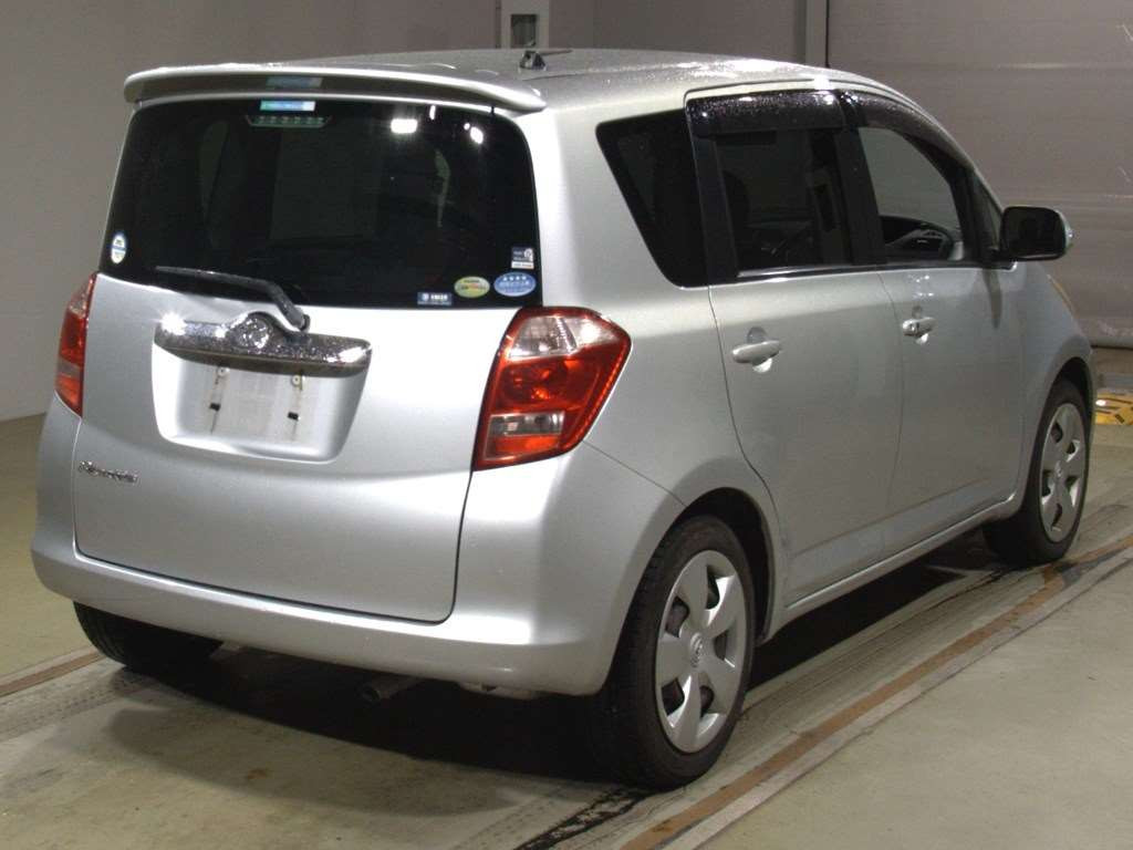 2006 Toyota Ractis NCP100[1]