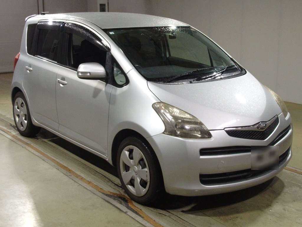 2006 Toyota Ractis NCP100[2]