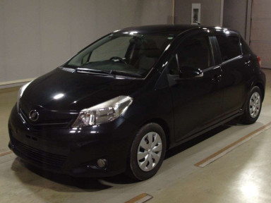 2013 Toyota Vitz