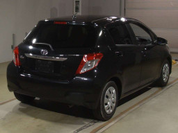 2013 Toyota Vitz