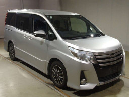 2014 Toyota Noah