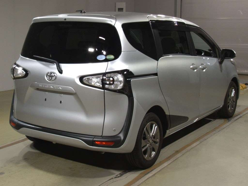 2015 Toyota Sienta NSP170G[1]