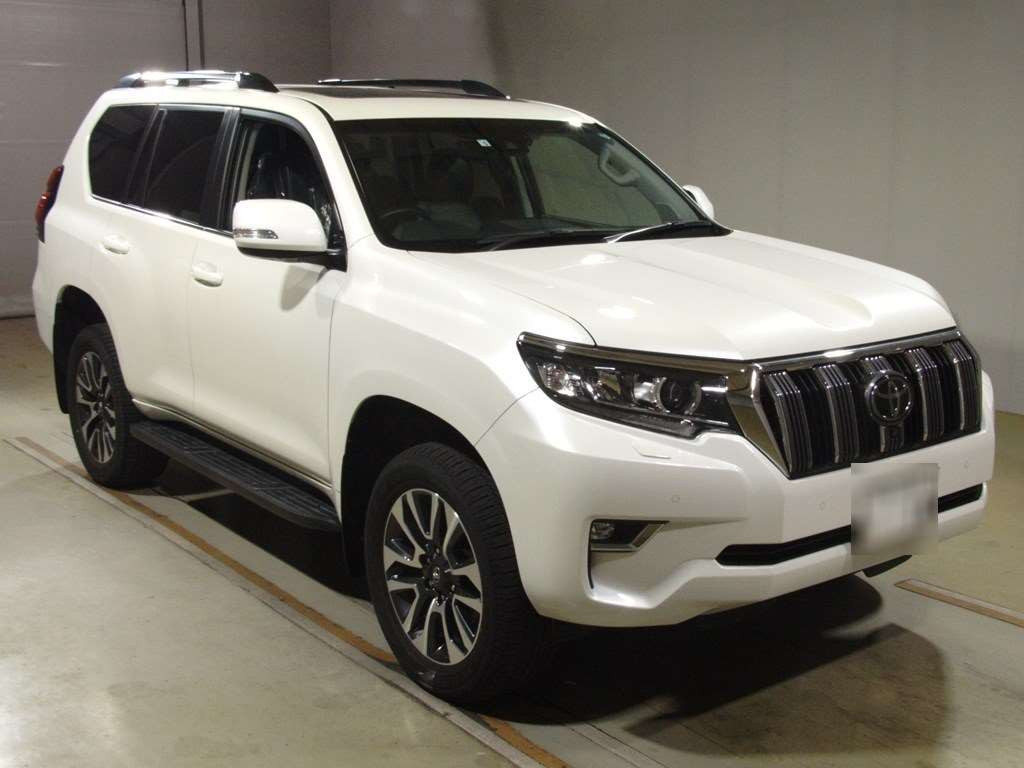 2022 Toyota Land Cruiser Prado GDJ150W[2]