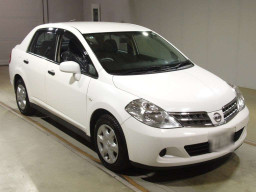 2011 Nissan Tiida Latio