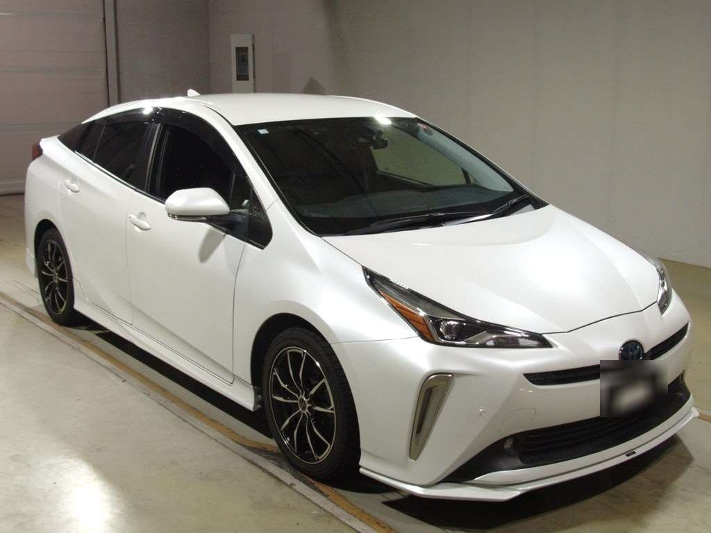 2020 Toyota Prius ZVW51[2]