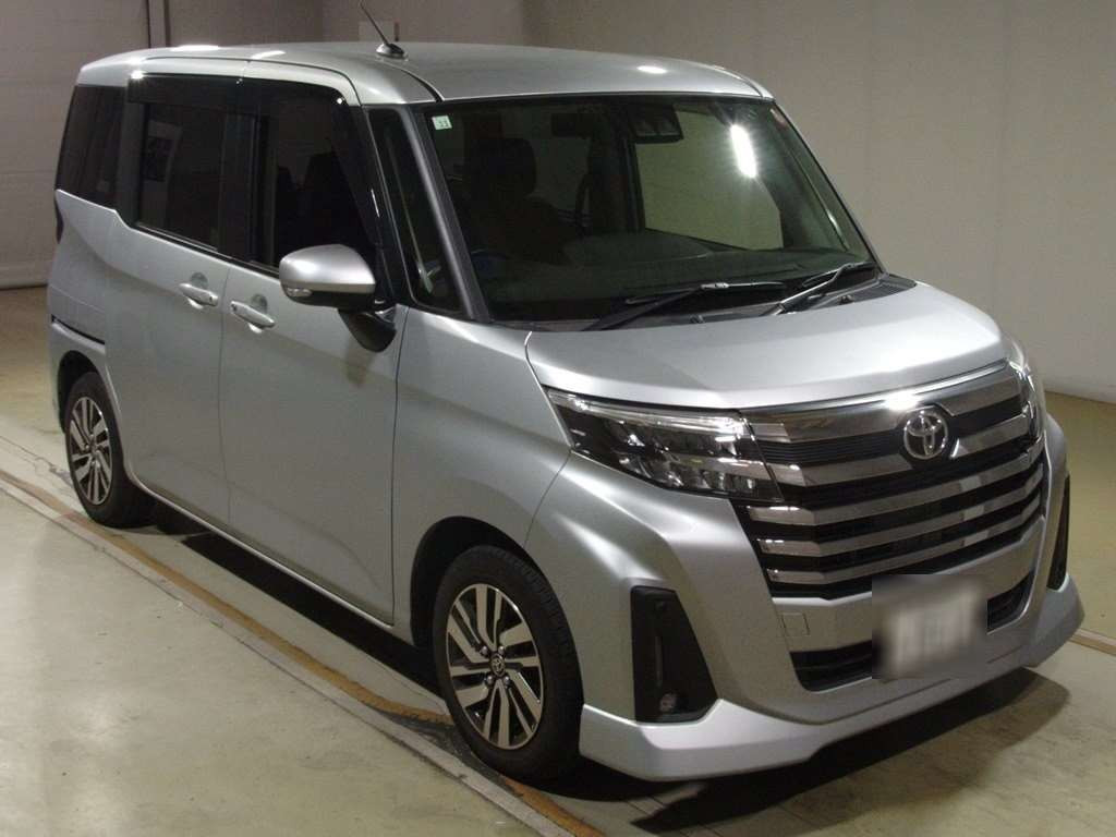 2020 Toyota Roomy M900A[2]