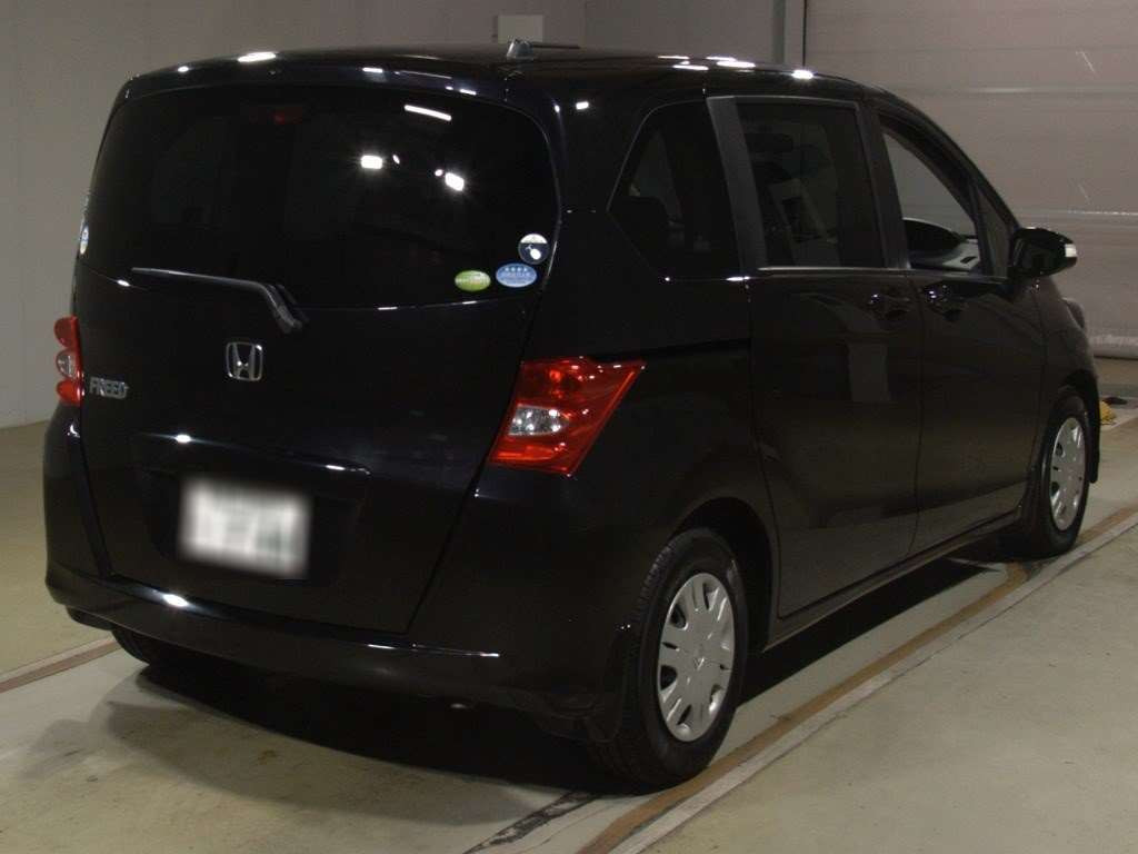 2010 Honda Freed GB3[1]