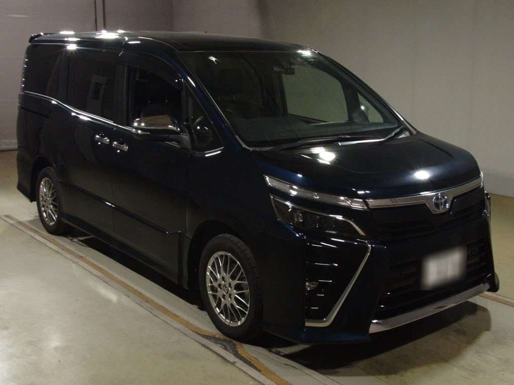 2021 Toyota Voxy ZWR80W[2]