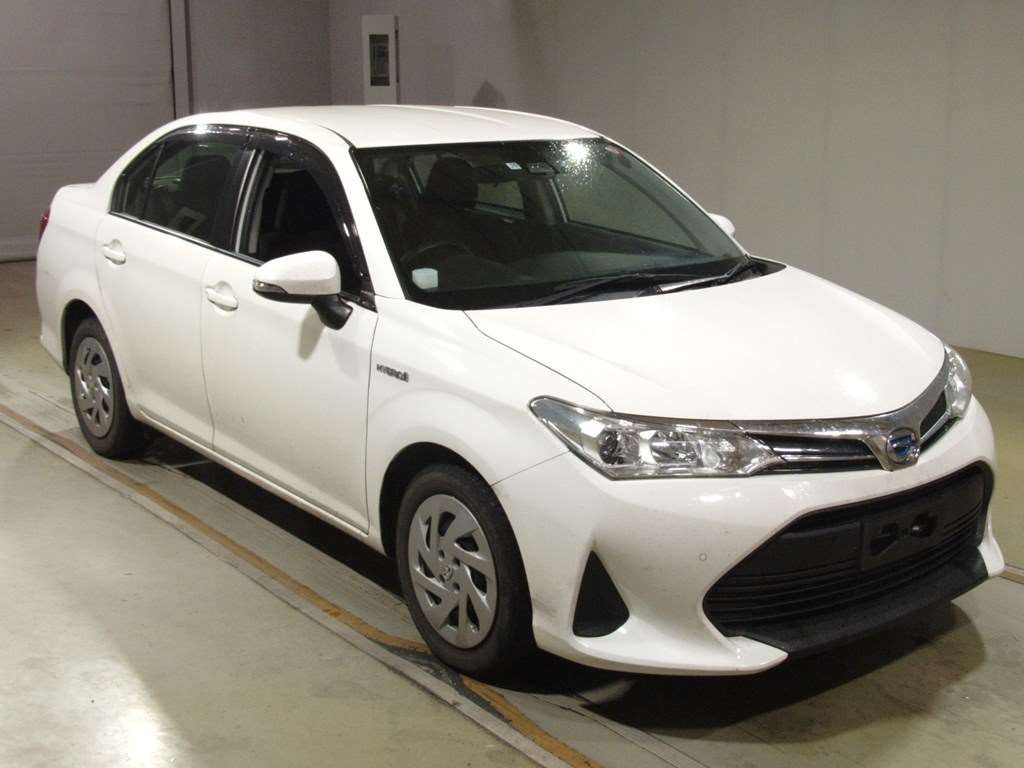 2019 Toyota Corolla Axio NKE165[2]