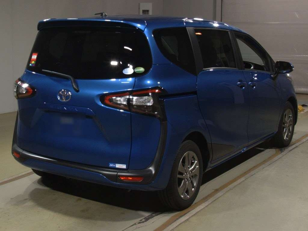 2017 Toyota Sienta NSP170G[1]