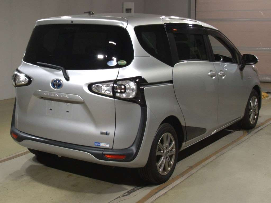 2016 Toyota Sienta NHP170G[1]