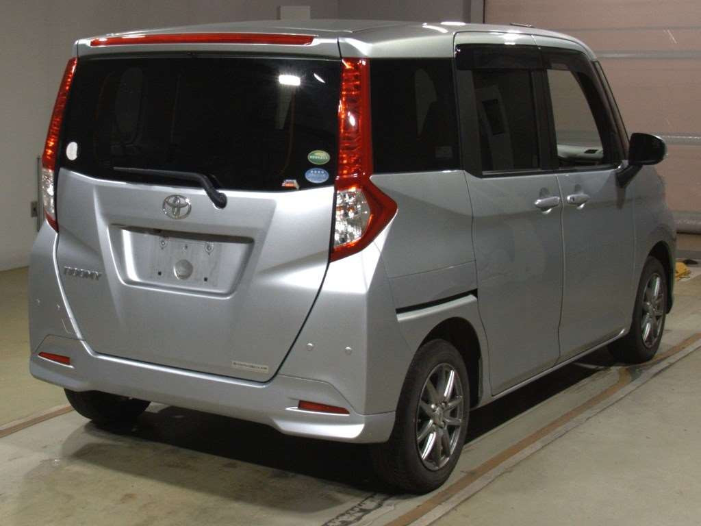 2019 Toyota Roomy M900A[1]