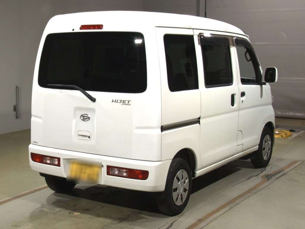 2014 Daihatsu Hijet Cargo S321V[1]